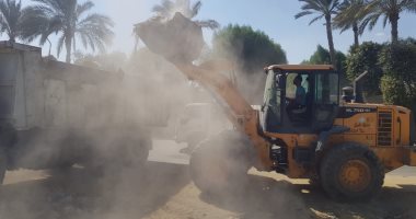 رفع 850 طن مخلفات فى حملة بطريق المنصورية بالجيزة