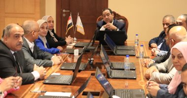 التنظيم والإدارة: تفعيل الانتقال الجزئي لموظفي الجهاز إلى العاصمة الإدارية 