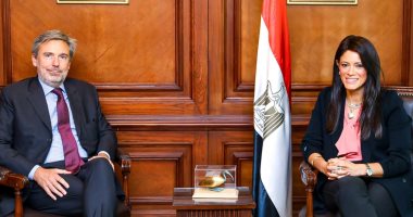 وزيرة التعاون الدولي تبحث مع السفير الإيطالي برنامج مبادلة الديون