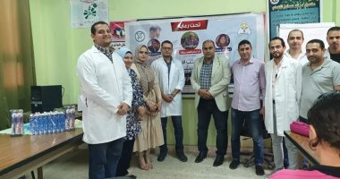 طب أسنان المنوفية تبدأ أولى فعاليات الأسبوع البيئى بقافلة طبية وثقافية بشبين الكوم 