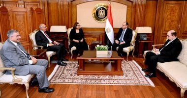وزير الصناعة: الدولة حريصة على تقديم كافة التيسيرات لجذب الاستثمارات