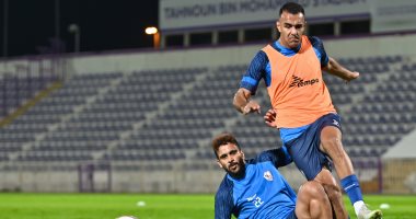 سيد نيمار يؤدى تدريبات بدنية مع الأساسيين فى الزمالك بعد إصابة الركبة
