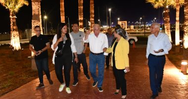 محافظ جنوب سيناء يتابع أعمال رفع كفاءة مسجد السلام وأعمال إنارة النخيل