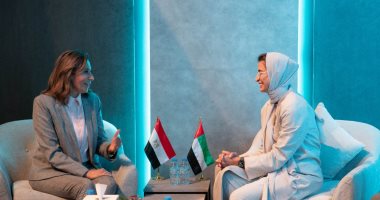 خلال القمة الثقافية بأبو ظبي..وزيرة الثقافة المصرية تلتقى نظيرتها الإماراتية