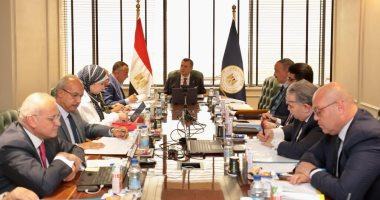 وزير السياحة والآثار يترأس اجتماع مجلس إدارة المجلس الأعلى للآثار 