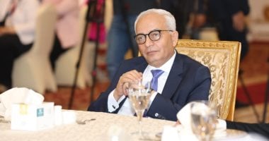 وزير التعليم يعد أولياء الأمور بالإجابة عن أسئلة حول امتحانات الثانوية العامة