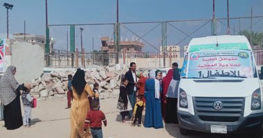 صحة الإسماعيلية تجرى الكشف على 1100 حالة بالمجان فى قافلة طبية بقرية المحسمة