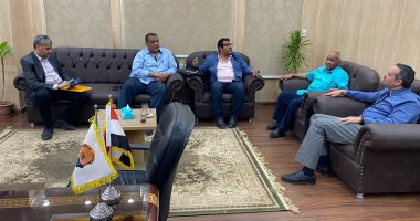 انعقاد اللجنة الاستشارية للدراسات العليا والبحوث بجامعة أسوان