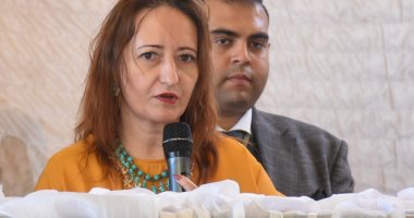 سائحة رومانية تشيد بشواطئ الإسكندرية وما تم من إنجازات في عروس البحر المتوسط