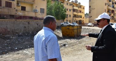 محافظ أسوان يتفقد الشوارع الداخلية لمتابعة مستوى النظافة