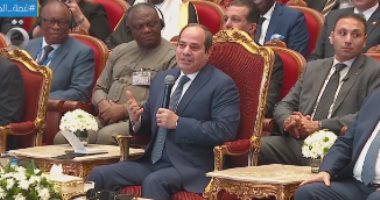 الرئيس السيسي: أزمة الدولار كاشفة.. والفاتورة بتزيد نتيجة تطور الاقتصاد