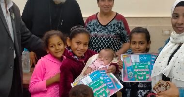 منصة أسوان المحلية تنظم حملة توعية حول قضية التغيرات المناخية بالكنائس.. صور