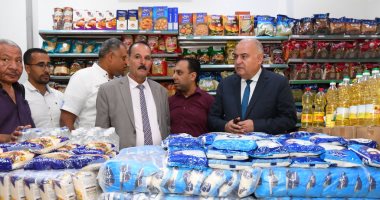 محافظ قنا يفاجئ أسواق الخضراوات والسلاسل التجارية بنجع حمادى 