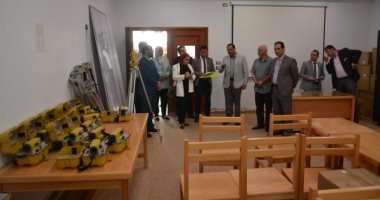 رئيس جامعة دمياط يستقبل وفد وزارة التخطيط وبنك الاستثمار لمتابعة مشروعات الجامعة