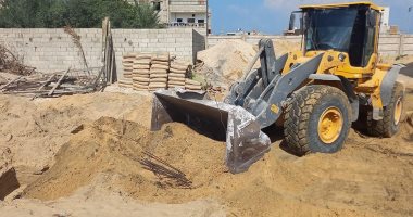 وقف أعمال بناء في المهد بسبب مخالفتها للقانون بالعريش