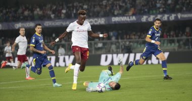 ملخص وأهداف مباراة هيلاس فيرونا ضد روما 1-3 في الدوري الإيطالي