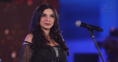 رحاب مطاوع تقدم أغانى صباح فى حفل مهرجان الموسيقى العربية