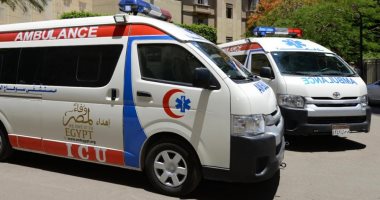تدشين سيارتى إسعاف بأعلى مستوى من التجهيزات للعمل بمستشفيات سوهاج الجامعية.. صور