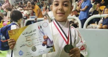"ريتاج" 8 سنوات تحتفل بتتويجها بالمركز الثانى فى بطولة الجمهورية للكاراتيه