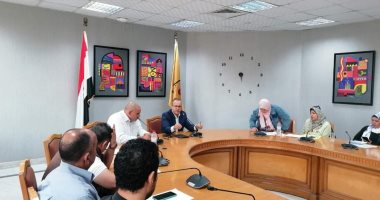 رعاية الشباب بكليات جامعة حلوان تعقد اجتماعا لمناقشة خطط الأنشطة الطلابية
