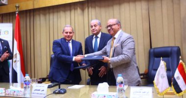 التموين: ربط خدمات السجل التجارى مع 52 جهة حكومية وإنشاء قاعدة بيانات موحدة