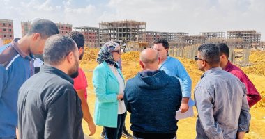 وزير الإسكان يكشف تفاصيل المشروعات الجارى تنفيذها بـ3 مدن جديدة 