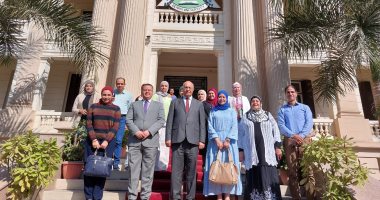 رئيس جامعة بنها يستقبل أعضاء لجنة مكافحة العدوى بالمجلس الأعلى للجامعات