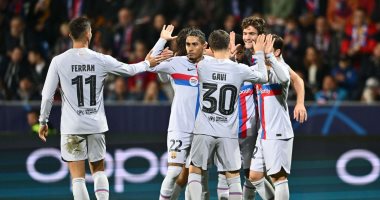 برشلونة يواجه إسبانيول في ديربي كتالونيا بأولى مبارياته عقب المونديال