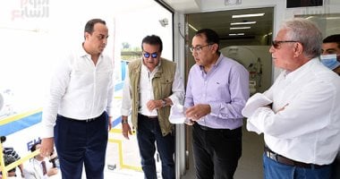 رئيس الوزراء يتفقد المستشفى المُجهز بنطاق مركز المؤتمرات بشرم الشيخ   