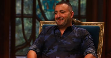 أحمد السقا في جلسة حوارية مع جمهور معرض الشارقة للكتاب الجمعة 
