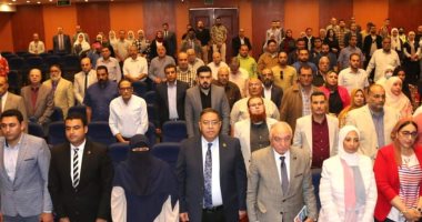 تنسيقية شباب الأحزاب تلتقى محافظ المنوفية وتنظم جلسة نقاشية حول الحوار الوطنى