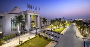 كلية "إعلام" جامعة مصر للعلوم والتكنولوجيا تبدأ العمل ببرنامج الدراسات العليا "وسائل التواصل الاجتماعى والاتصال الرقمى"