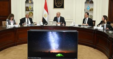 وزير الإسكان يستعرض المسودة النهائية لمشروع إعداد السياسة الحضرية الوطنية