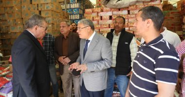 ضبط كميات من الزيت والأرز والسكر داخل مخزنين بالمنيا وعرضها بأسعار مخفضة