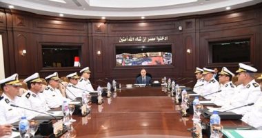 رسائل وزير الداخلية خلال استعراضه استراتيجية العمل الأمنى.. اللواء محمود توفيق: التعامل بحسم مع كل ما يمس أمن وسلامة الوطن والمواطنين.. وفرض الرقابة على الأسواق.. ورفع أعلى درجات الحذر واليقظة قبل قمة المناخ