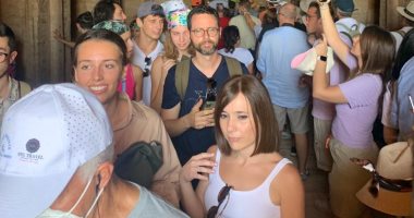 معبد أبوسمبل يستقبل 7000 سائح من مختلف الجنسيات الأجنبية.. صور