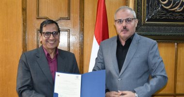 عبد الرحيم أحمد مديرا تنفيذيا لمركز تنمية الموارد البشرية بجامعة قناة السويس