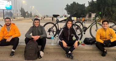 احتفالا بالعيد القومى.. شباب كفر الشيخ يجوبون المحافظات بالدراجات الهوائية