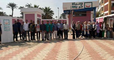 جامعة سوهاج تنظم ندوات وزيارات ميدانية لتوعية الطلاب بمشروعات حياة كريمة