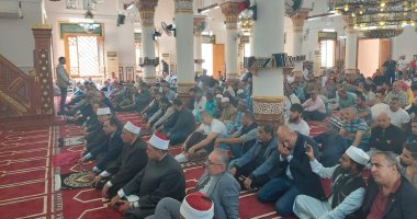 وزير الأوقاف ومحافظ الإسكندرية يفتتحان مسجد المعمورة بعد تطويره.. صور