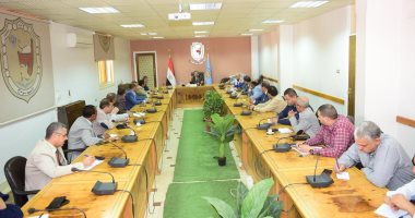 رئيس جامعة سوهاج يوجه بإعداد خطة تأمين شاملة لضمان الأمن بكافة المنشآت