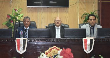 طلاب من أجل مصر بهندسة سوهاج ينظمون ندوة عن التغيرات المناخية.. صور 