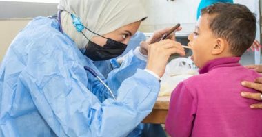 الكشف على 1297 حالة وصرف الدواء بالمجان لقافلة جامعة طنطا بالمحلة