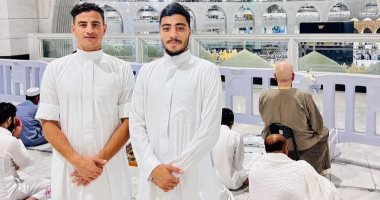 كيف استغل نجوم الكرة إجازة توقف الدوري؟.. رحلات العمرة تتصدر المشهد.. المثلوثى يستغل الفرصة للعودة إلى تونس.. الونش يجرى جراحة الركبة فى إنجلترا.. سافيو يستمتع بالشواطئ المصرية.. والمصابون يواصلون التأهيل