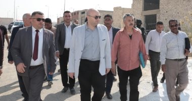 محافظ بني سويف يوجه بسرعة الانتهاء من البنية التحتية والمرافق بمنطقة الحرفيين