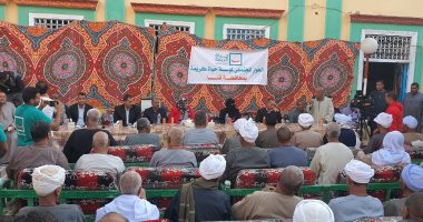 حياة كريمة بقنا تعقد ثانى جلسات الحوار المجتمعى بقرية أولاد عمرو.. صور