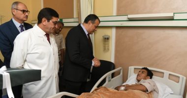 وزير الدولة للإنتاج الحربى فى زيارة للمركز الطبى التخصصى بحلوان