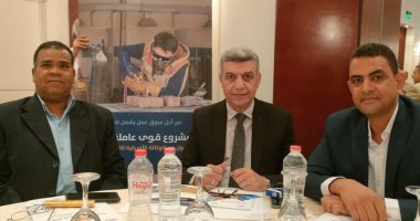 "تعليم أسوان" تشارك بورشة عمل لتطوير التعليم الفنى.. صور