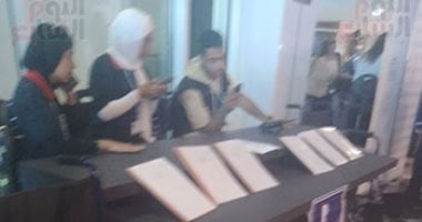 مطبوعات برايل وكراسى متحركة لخدمة كبار السن وذوى الاحتياجات بقمة المناخ