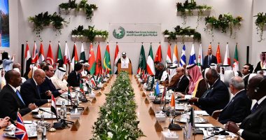 قمة الشرق الأوسط الأخضر.. ولى العهد السعودى: تحقيق أهداف المبادرة يتطلب استمرار التعاون.. البرهان: أنسب طريقة لمعالجة آثار تغيرات المناخ.. ورئيسة وزراء تونس: العالم يشهد تفاقما فى التحديات البيئية